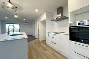 33 Chartreuse Way, Rolleston