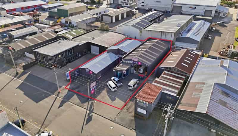 91 and 93 Riri Street, Mangakakahi