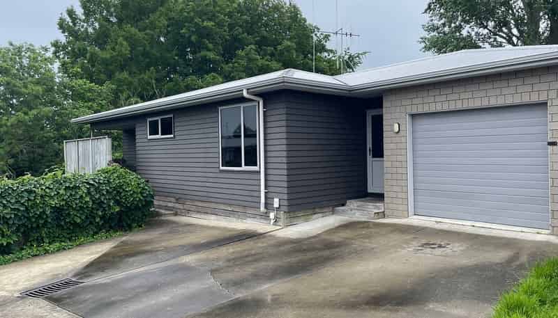 9A Stewart Place, Melville