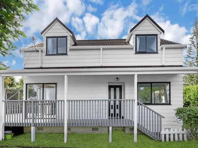 1/10 Amerce Place, Highland Park