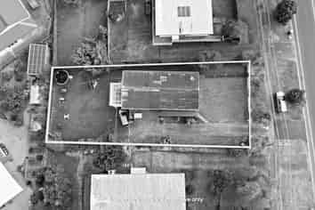 779 East Coast Road, Northcross