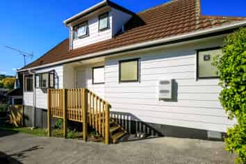 88A Moore Street, Hillcrest