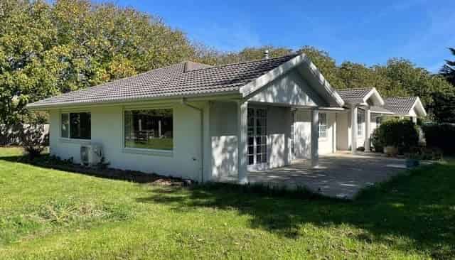 220 Russley Road, Avonhead