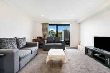 5 Sun Orchid Avenue, Manukau