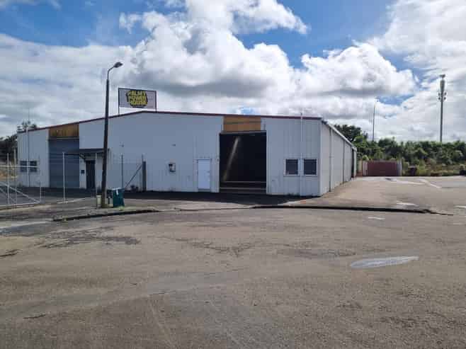 Own Your Own Workshop with Yard