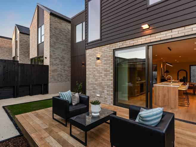 28 Weybridge Crescent, Glen Innes