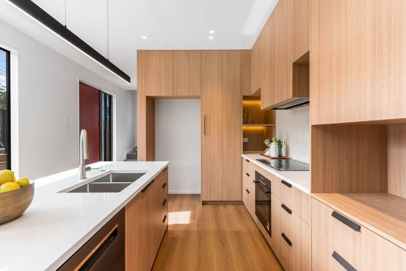 Designer Living Meets Parkside Serenity - Więcej