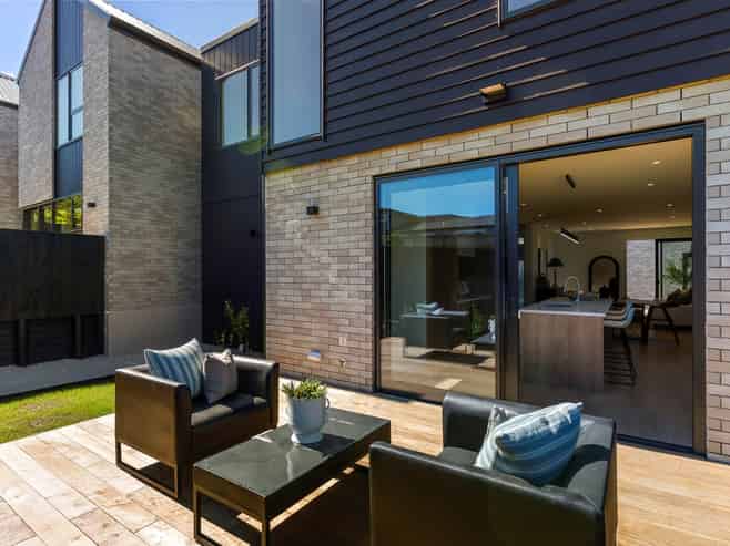 28 Weybridge Crescent, Glen Innes