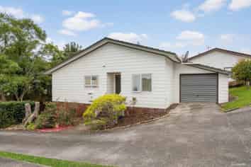 2/56 Hillside Road, Papatoetoe