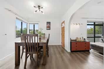 128 Aranui Road, Mount Wellington