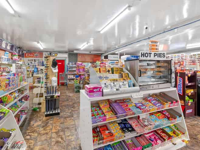 Dual-lease neighbourhood investment