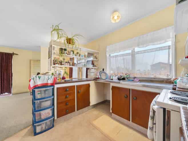 2/9 Wood Street, Papakura