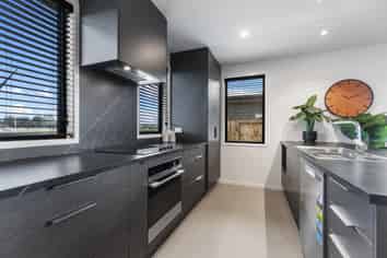 32 Tamapahore Boulevard, Papamoa