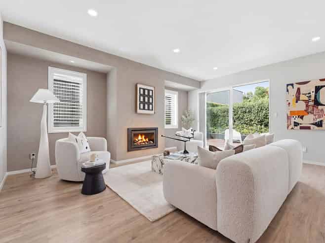 17A Lake Pupuke Drive, Takapuna