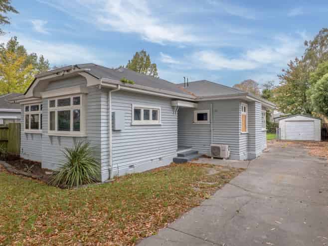 73 Severn Street, Saint Albans