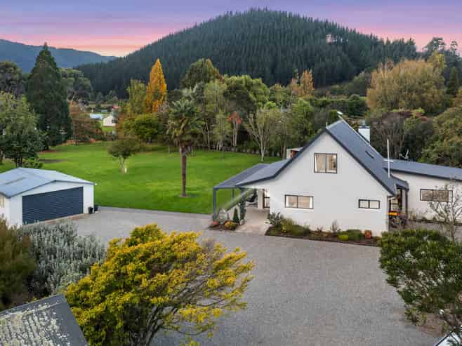 42 Bush Road, Tuamarina