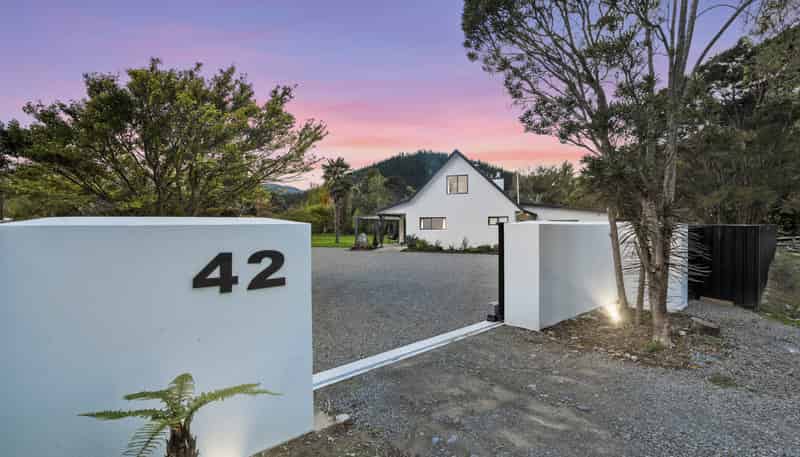 42 Bush Road, Tuamarina