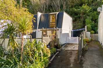 26B Ranelagh Street, Karori