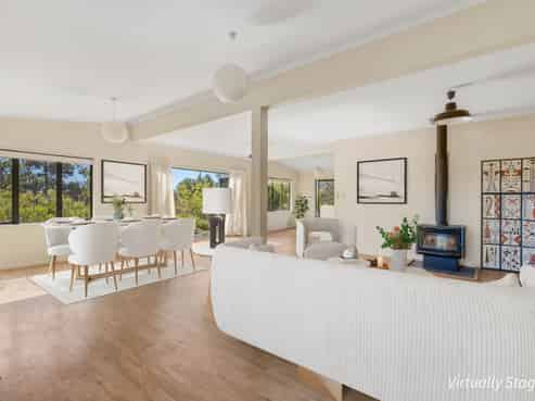 10 Bay End, Rarangi
