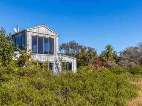 10 Bay End, Rarangi