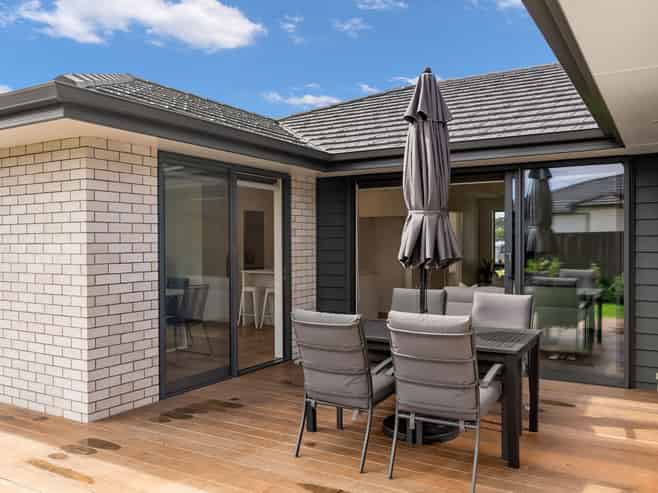 14 Te Piriti Road, One Tree Point