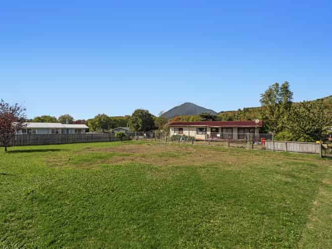 10 Peter Lippa Drive, Kawerau