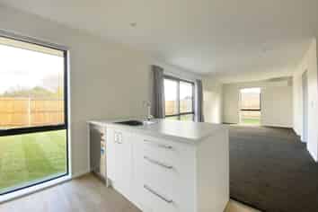 B/225 Lowes Rd, Rolleston