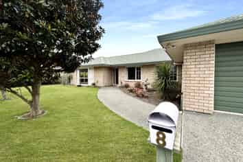 8 Murphy Court, Highbury