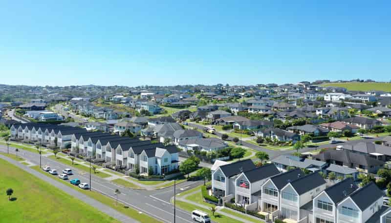 243 Millwater Parkway, Millwater