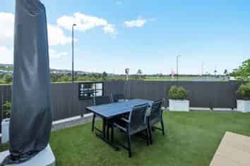 243 Millwater Parkway, Millwater