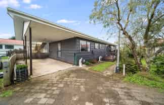 3/55 Tuhikaramea Road, Dinsdale