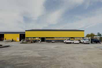 Rare industrial holding with potential