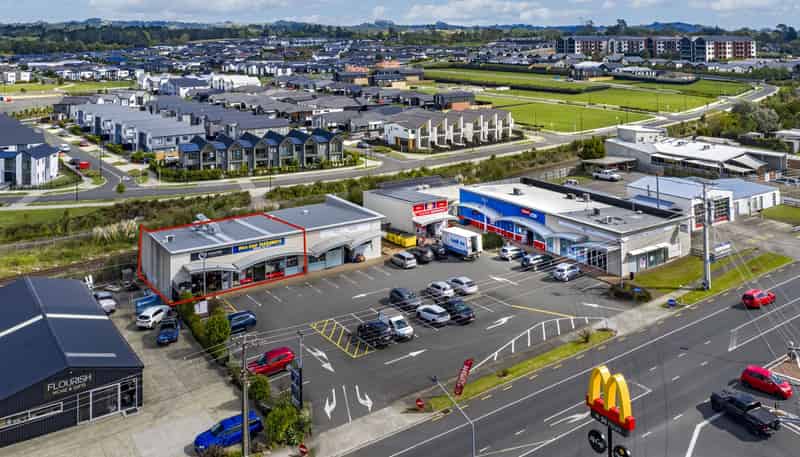 7 and 8/329A Main Road, Huapai