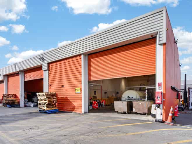 Blenheim Road workhorse with huge yard