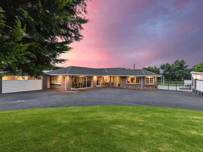 800 Pyes Pa Road, Pyes Pa