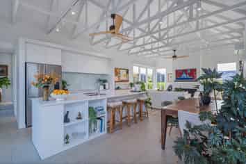 5 Liberty Place, Cooks Beach