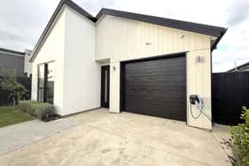 7 Cowley Lane, Rolleston