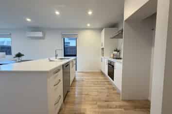 7 Cowley Lane, Rolleston