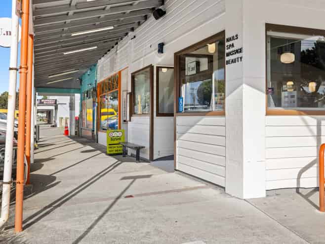 Secure Income, Corner Profile