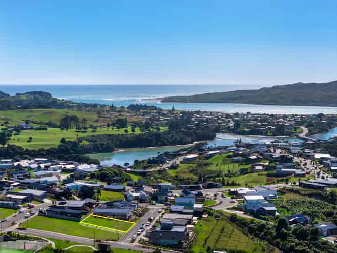 6 Kapokapowai Street, Raglan