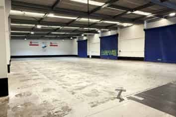 HIGH PROFILE INDUSTRIAL PREMISES
