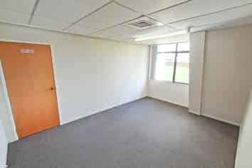 148M² FIRST FLOOR OFFICE
