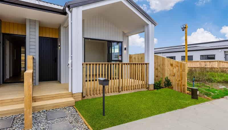  14 Ihi Place, Karaka