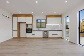  16 Ihi Place, Drury