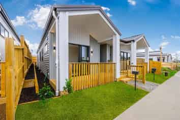  16 Ihi Place, Drury