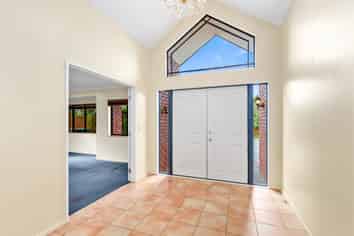 25 Ashgrove Court, LINCOLN