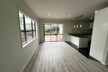 39 Terrasini Drive, Flat Bush