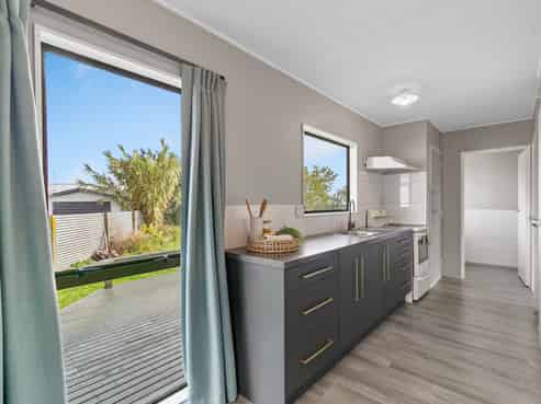 28 Perth Street, Levin