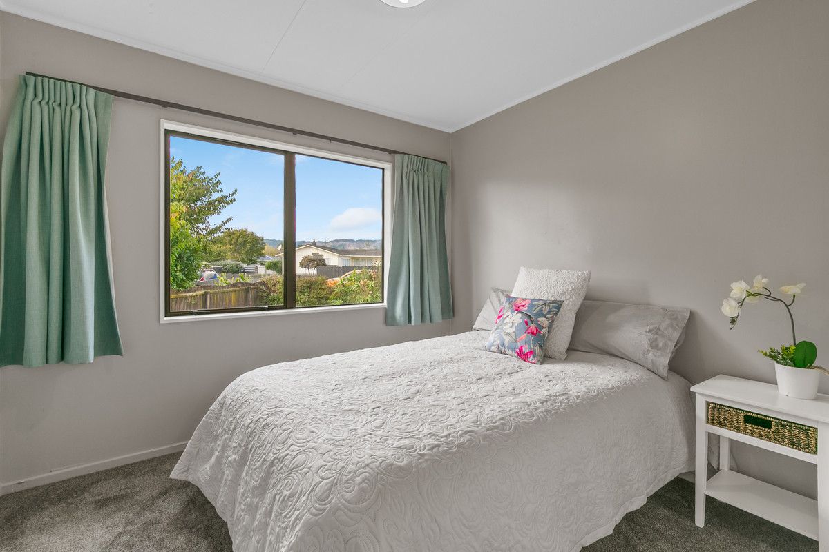 Perfect First Home or Smart Investment - Więcej