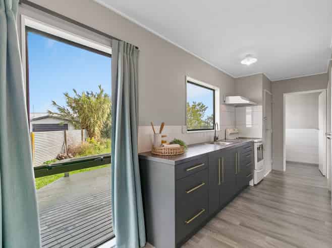 28 Perth Street, Levin